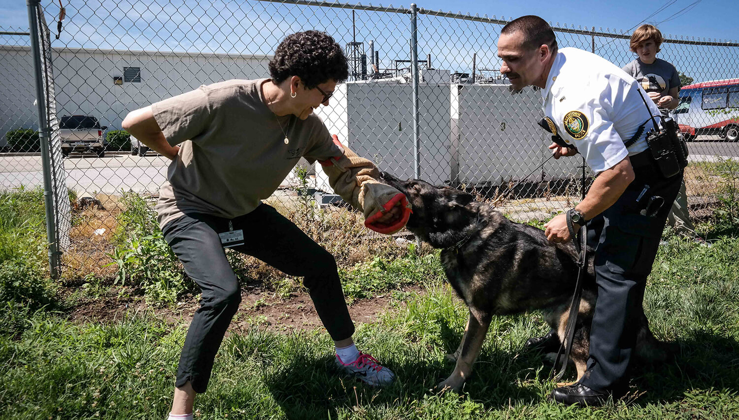 Otto offers an arm to a K9 for some bite work. (Image: Tracy Darling/Superfit Canine)