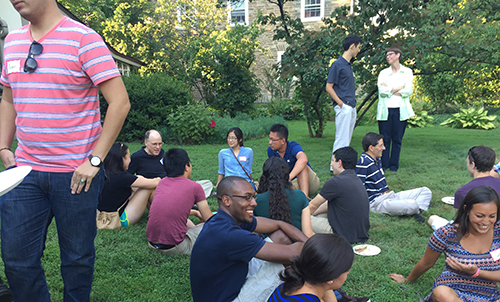 Dr. Lawrence (Skip) Brass, Professor of Medicine and Pharmacology in the Perelman School of Medicine, hosted a welcome picnic for incoming MD-PhD and VMD-PhD students.