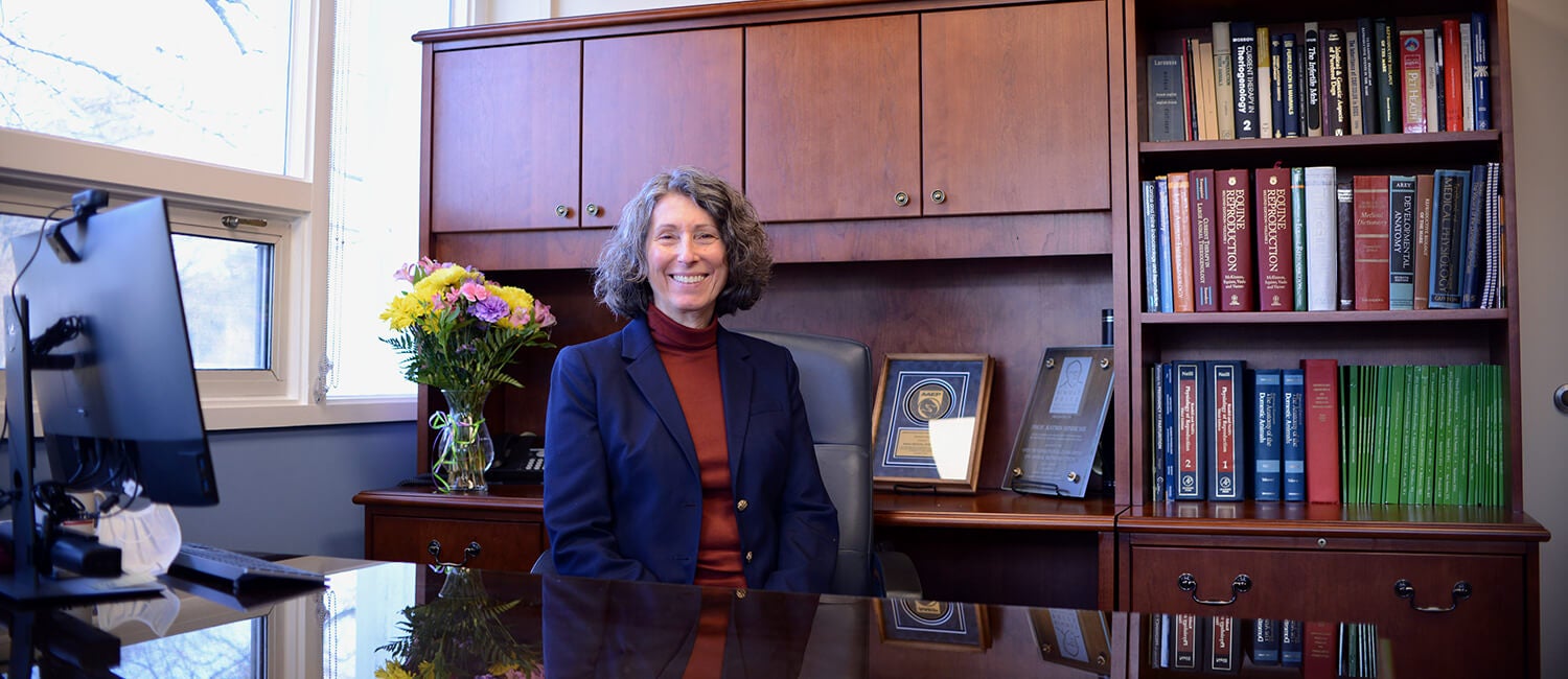 Dr. Katrin Hinrichs Dr. Katrin Hinrichs