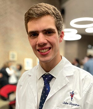 Jake Nicastro, V'24 Photo of student Jake Nicastro, V'24
