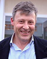 Dr. Thomas Schaer, VMD